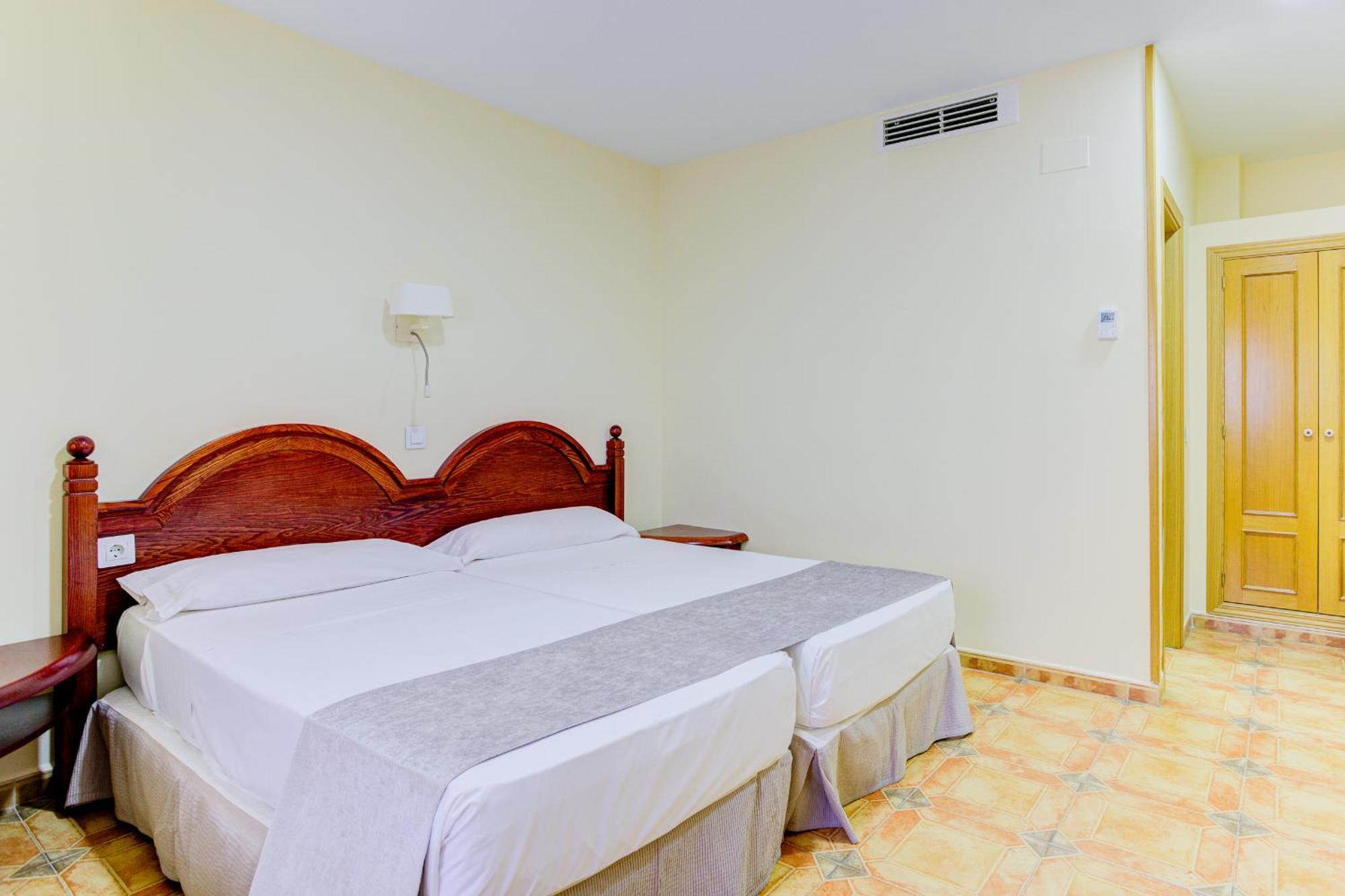 Hotel Pizarro Humanes de Madrid Exteriér fotografie